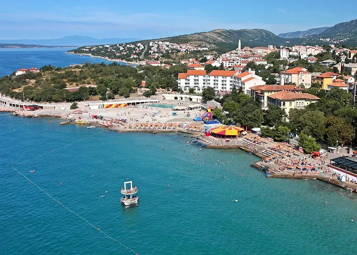 Apartamento With Parking Space - 24716 Novi Vinodolski